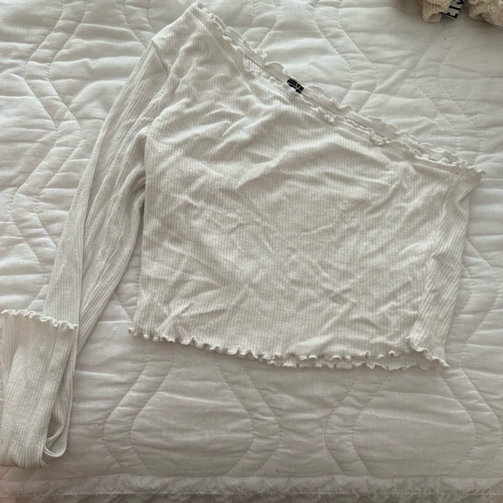 White One Shoulder Top - Picture 4 of 5